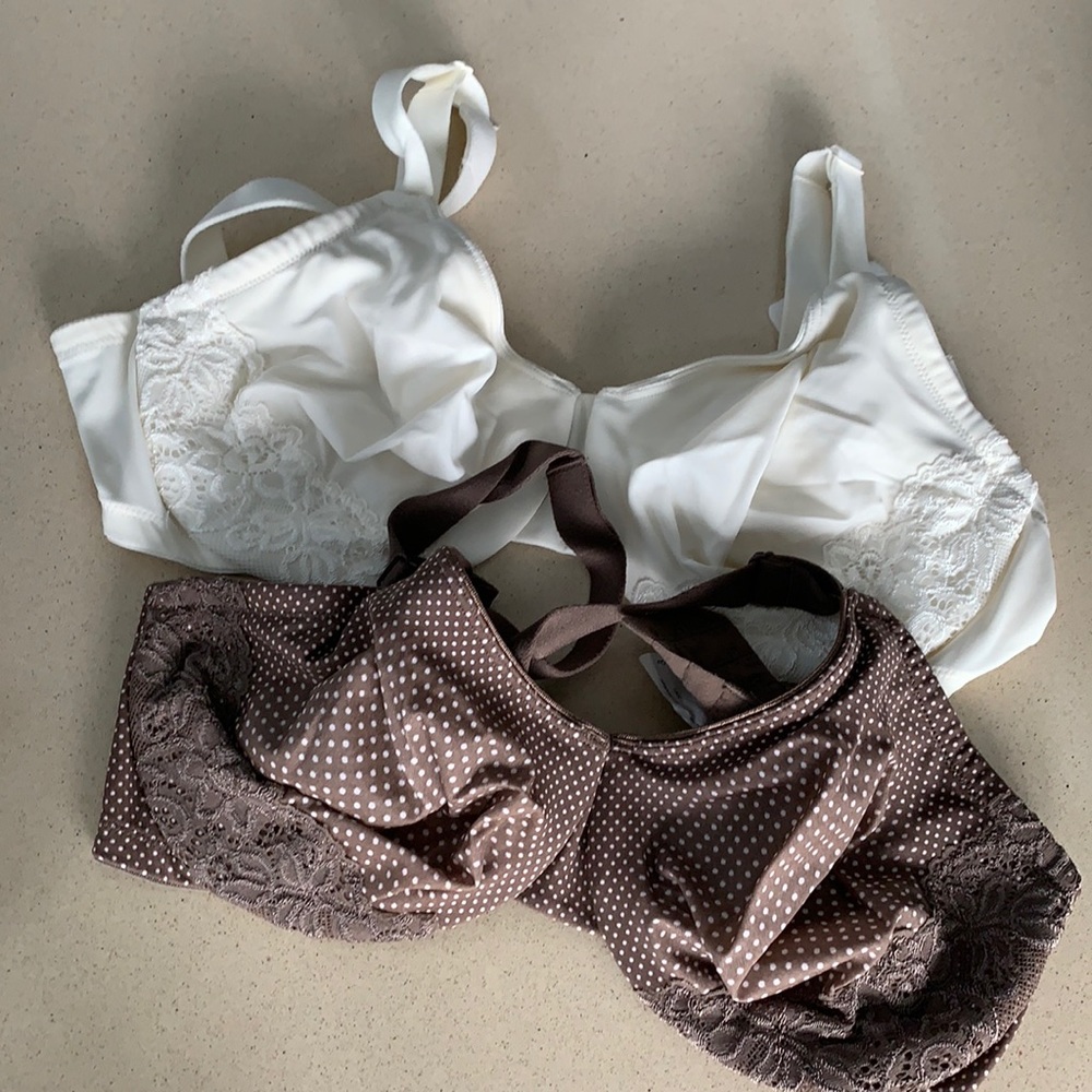 lot of Olga bras